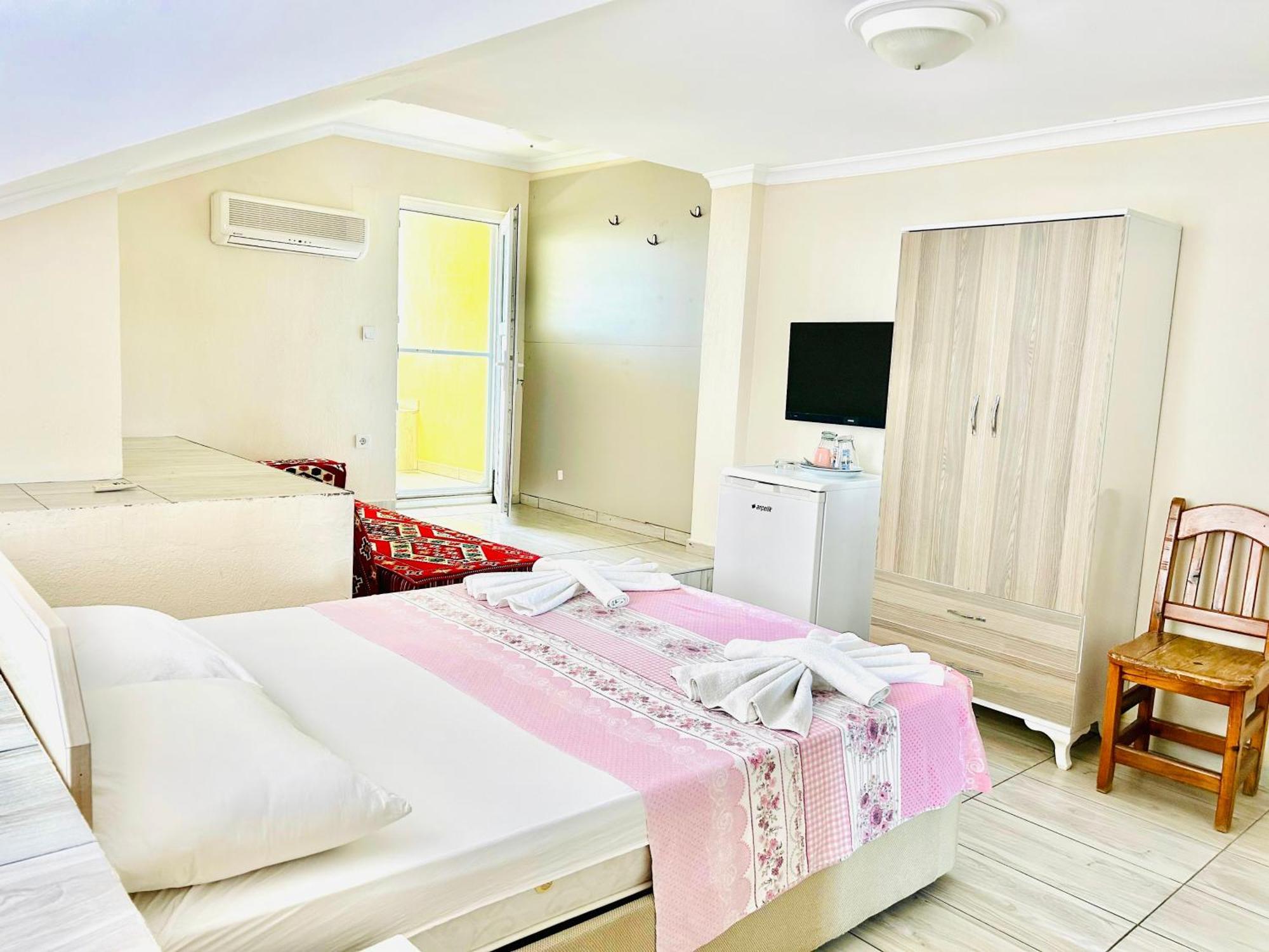 Karaca Apart Hotel Dalyan Eksteriør billede